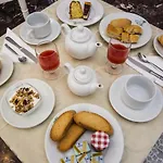 ホテル Hotel Costa Azzurra -Free Parking - Easy Stay -Spotorno