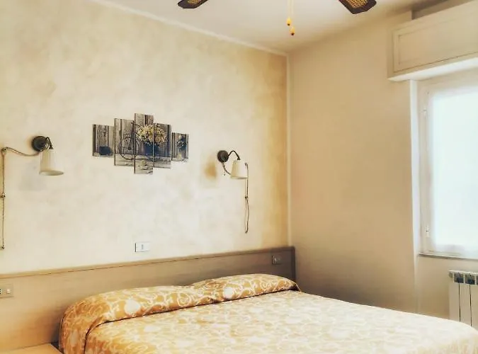 Hotel Hotel Costa Azzurra - Easy Stay -Spotorno Spotorno