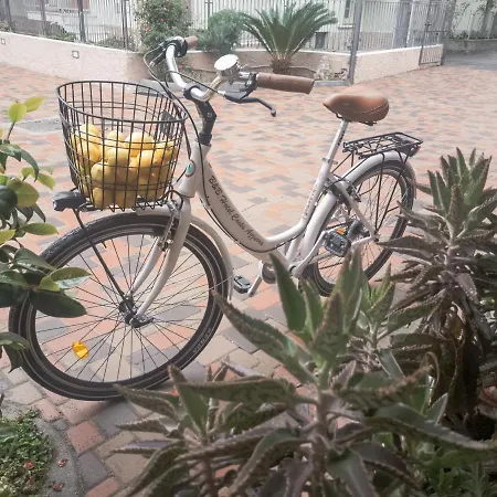 Costa Azzurra -free Parking - Easy -spotorno Hotel
