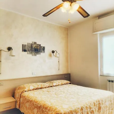 Hotel Costa Azzurra -free Parking - Easy -spotorno Spotorno